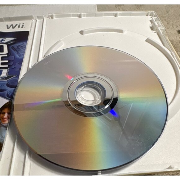 Ultimate Board Game Collection Wii 12 Classics Around The World W/ Manual & Case - Picture 5 of 5